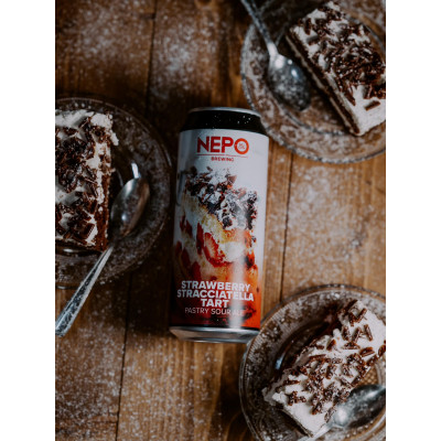 Strawberry Straciatella Tart 500ml